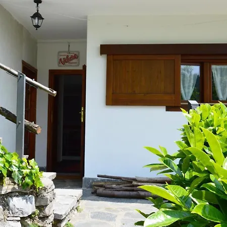 בית נופש Bellagio Bellavista Di Betty *